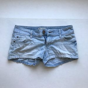 Low waisted Jean Shorts